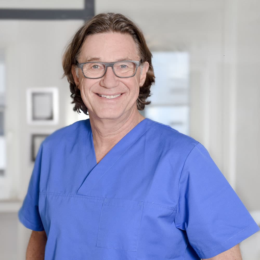 Dr. Stephanus Steuer